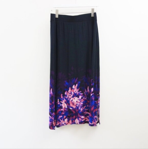 Dana Buchman floral Side Slits Long Slim Maxi Skirt (M) Black EUC - Picture 3 of 8